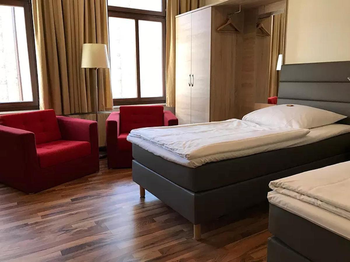 Gasthof La Maison City-messe-arena Boardinghouse - Kontaktloser Self Check-in 3*